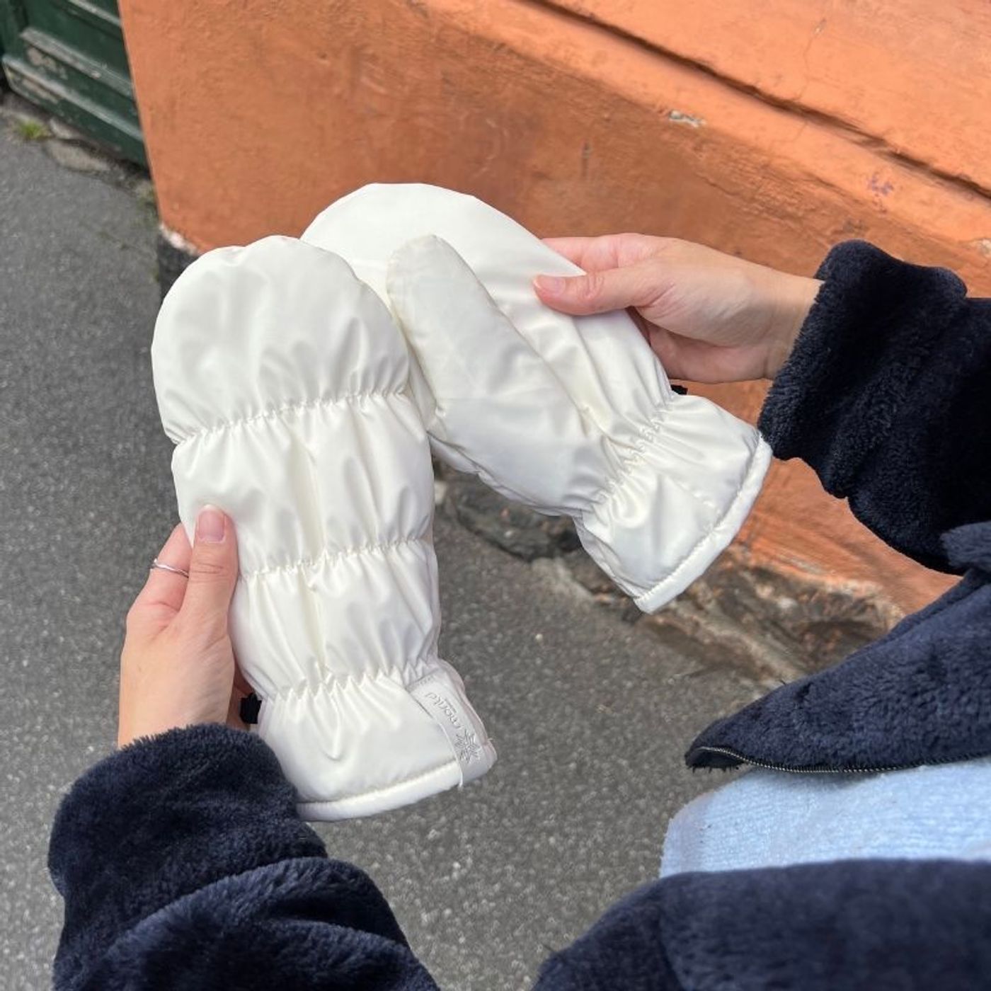 Morild Puffer Votter med refleks, cloud/hvit