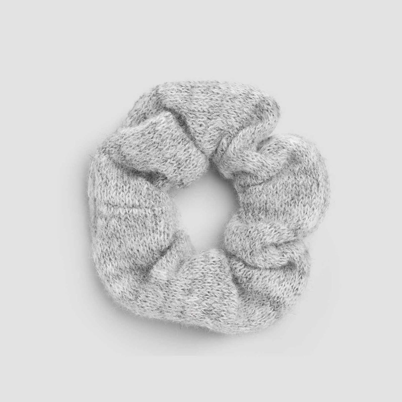 Morild Soft Knit scrunchie med refleks, grå